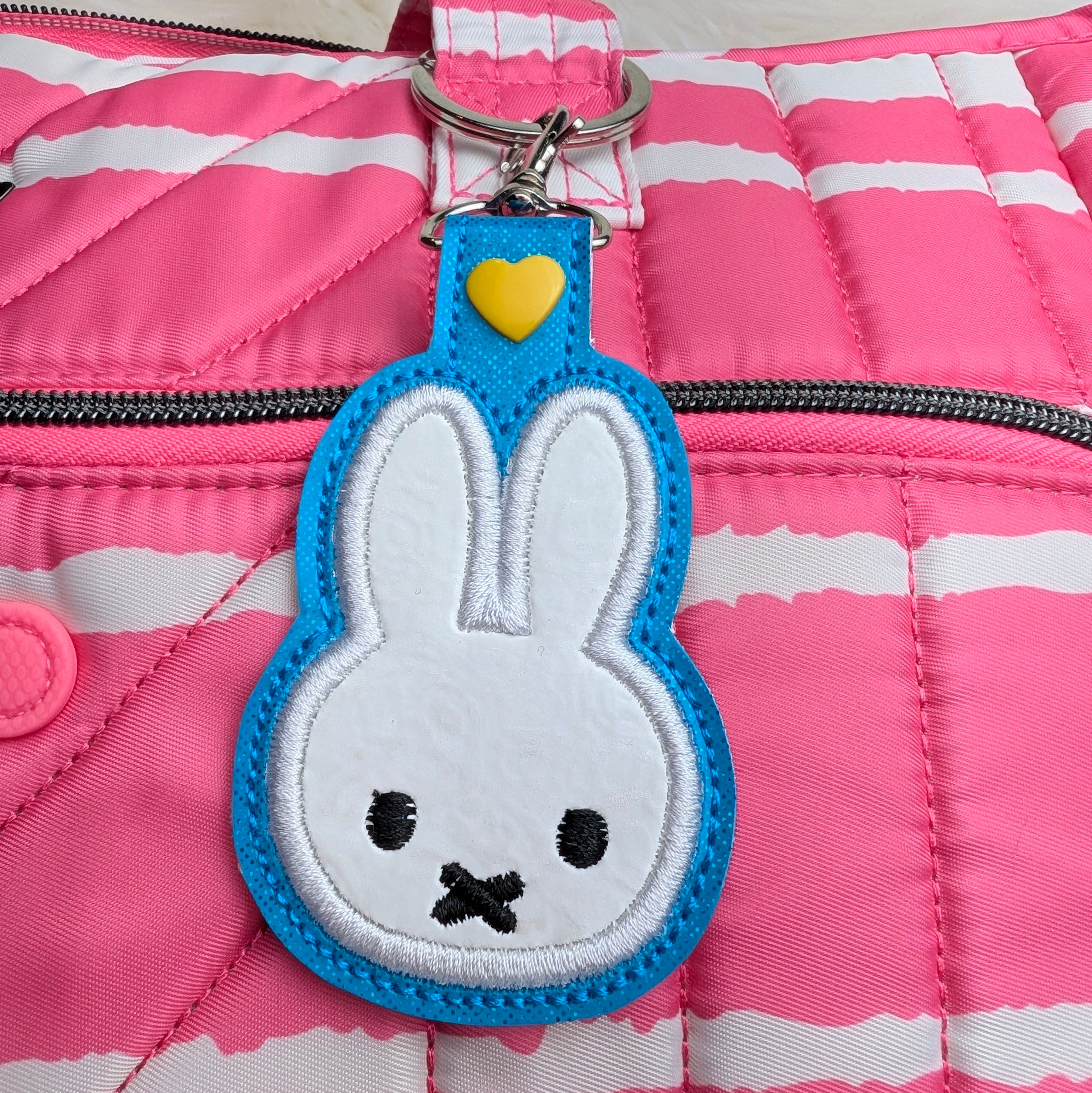 Minimal Bunny Snap Tab Keychain