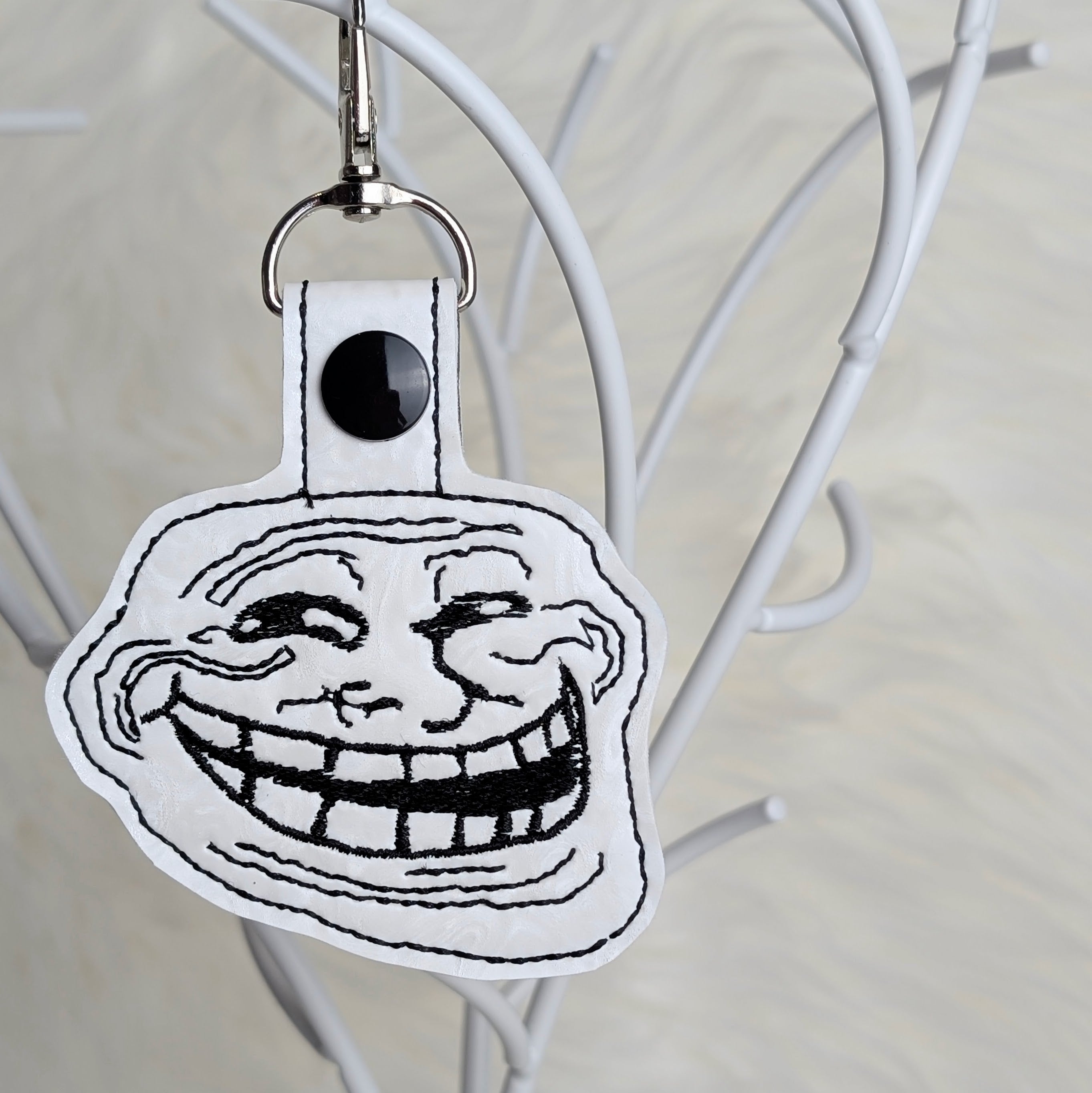 Classic Internet Meme Face Snap Tab Keychain