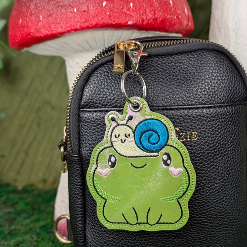 Blossom Forest Frog & Snail Charm